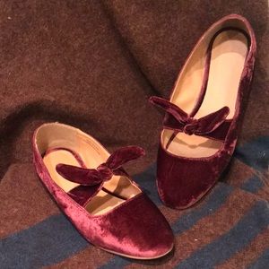 Burgundy velvet bow flats